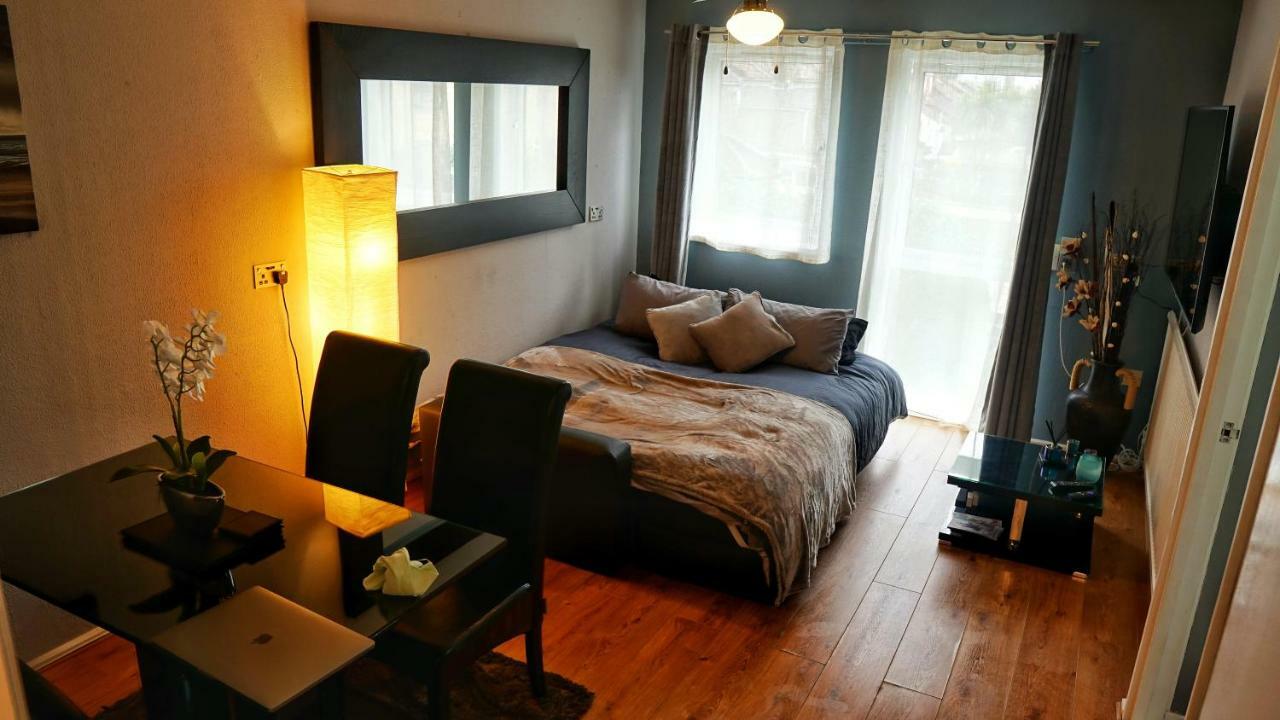 North London Apartment - Edmonton Eksteriør bilde